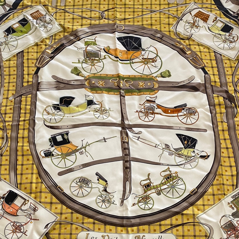 Hermes 34” square in earthtones
Les Voitures Nouvelles - Picture 3 of 8